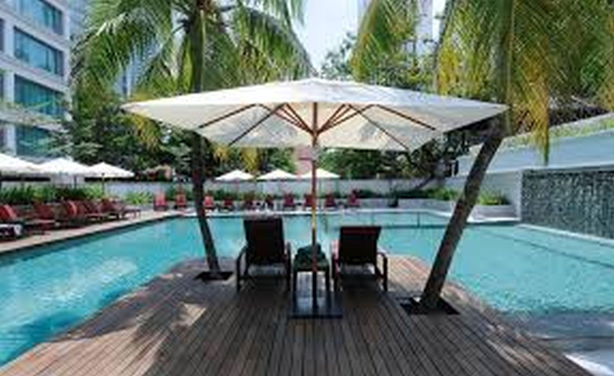 Micasa All Suites Hotel Kuala Lumpur Ngoại thất bức ảnh The pool at the Shangri-La Hotel, Kuala Lumpur