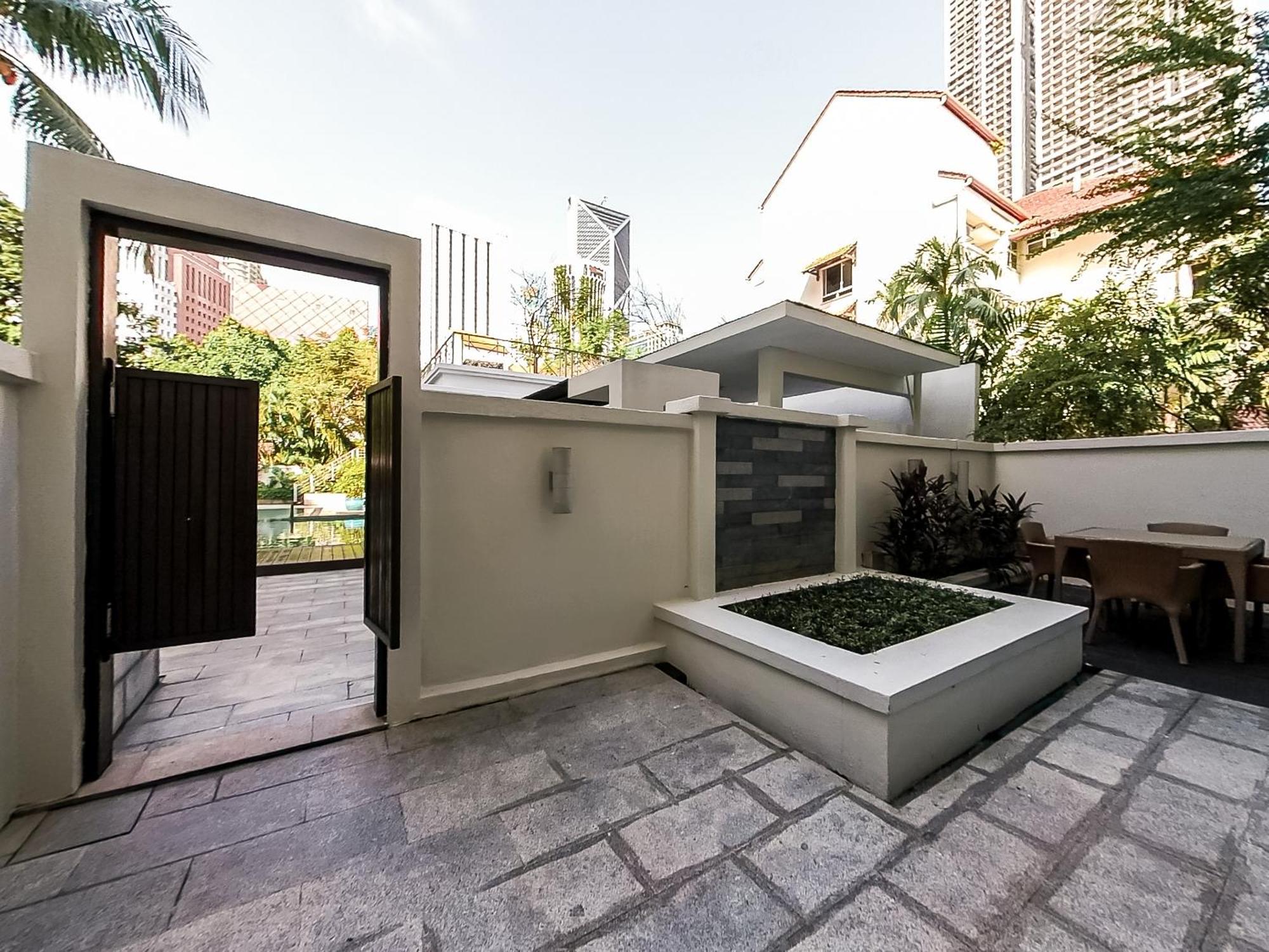 Micasa All Suites Hotel Kuala Lumpur Ngoại thất bức ảnh The courtyard of the house