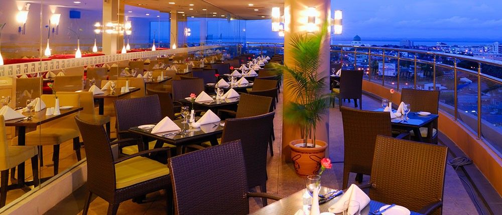 Micasa All Suites Hotel Kuala Lumpur Ngoại thất bức ảnh The restaurant